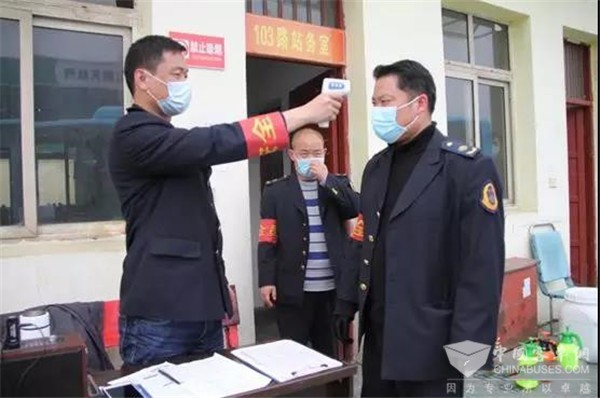 准备充分防控有力 荆州公交开始恢复运营
