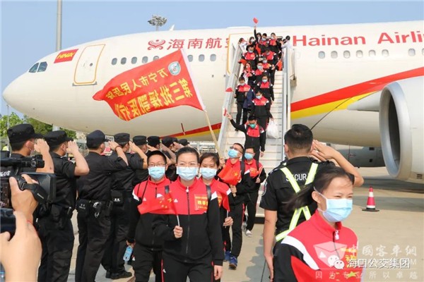 英雄归来！海口公交集团护送海南最后一批支援湖北医疗队员凯旋