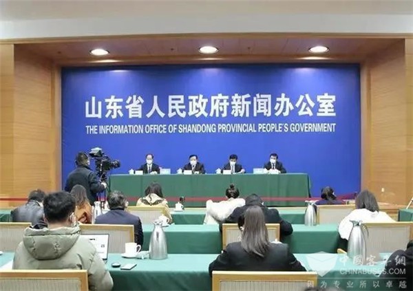 尝试24小时不打烊定制公交！济南“点对点”服务做好市民“贴心人”