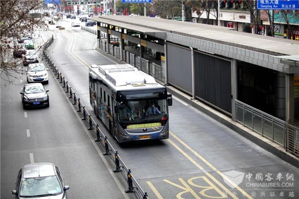 宜昌城市公交重启“满月”