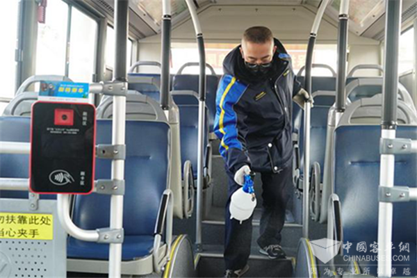 北京地面公交恢复至疫情前四成，五一假期将迎客流高峰