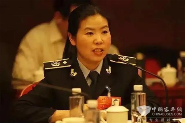 全国人大代表王曼利：推动国家层面的《城市公共交通条例》出台