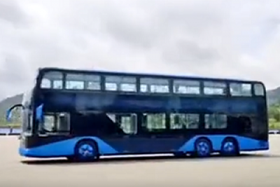 比亚迪全新双层大巴360°酷炫新车视频来袭 比亚迪全新双层大巴360°酷炫新车视频来袭