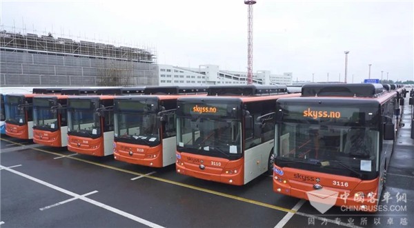 创欧洲纯电单笔最大批量订单记录！102辆宇通客车发往挪威