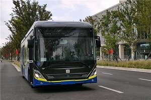 中车电动“无人驾驶公交”在临港新片区滴水湖畔启动路测 预计明年初运营