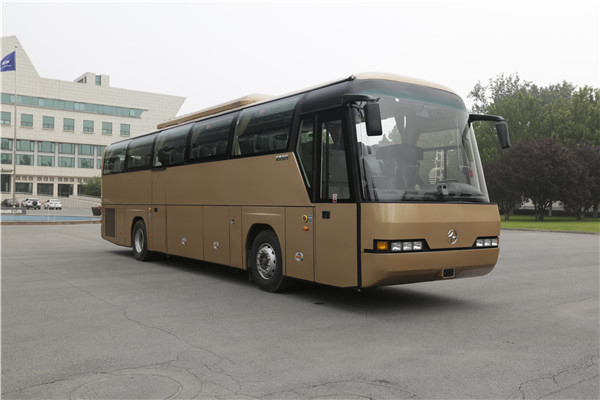 北方BFC6120L1D6豪华旅游客车(柴油国六24-54座)