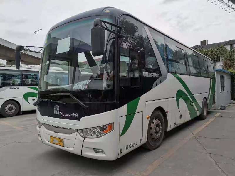 47座非营运国四气囊车中通客车