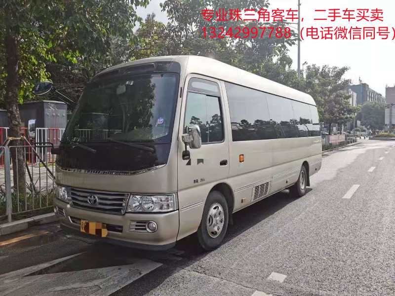 18年上牌20座汽油非营运丰田考斯特柯斯达中巴