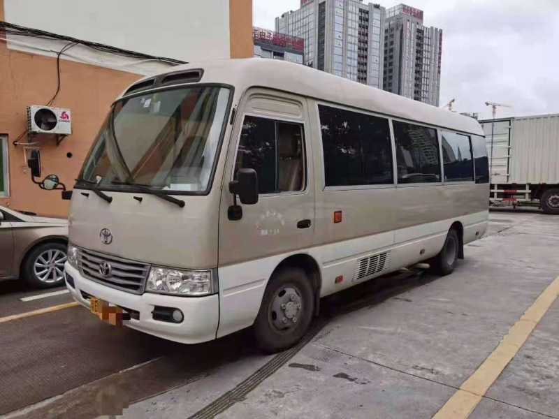 12年23座汽油丰田考斯特中巴仅3万多公里