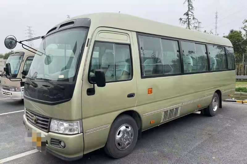 17年4.0V6丰田柯斯达，23座，自动门！政府用车！35万5！