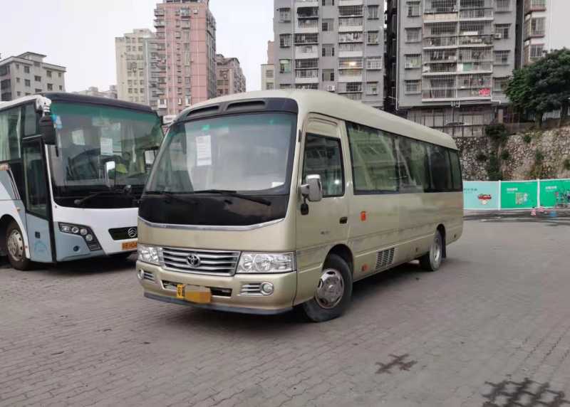 2016年6月 20座汽油非营运豪华座椅行政版考斯特