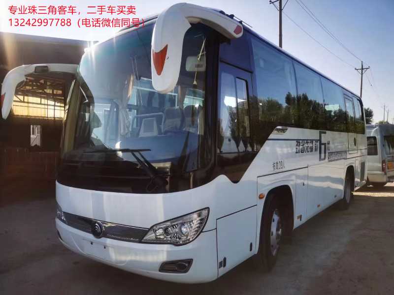 2016年10月 39座国五非营运全车原漆宇通客车