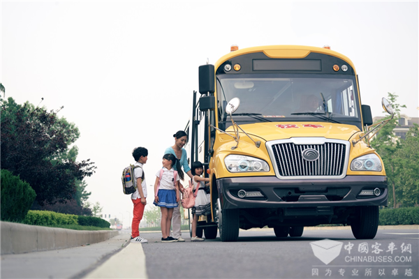 筑牢“安全线” 宇通启动2021校车寒假专项服务活动