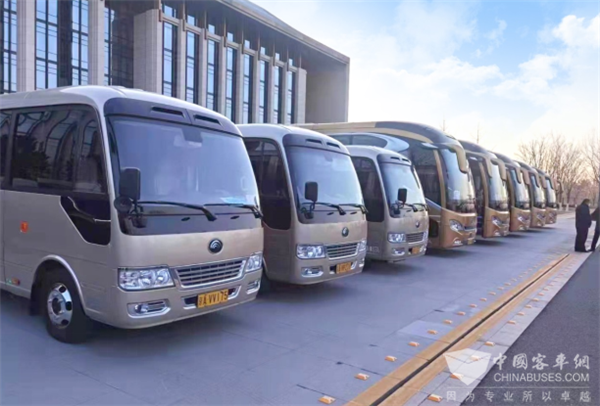 第五次圆满护航北京“两会” 宇通T7高品质服务再获赞