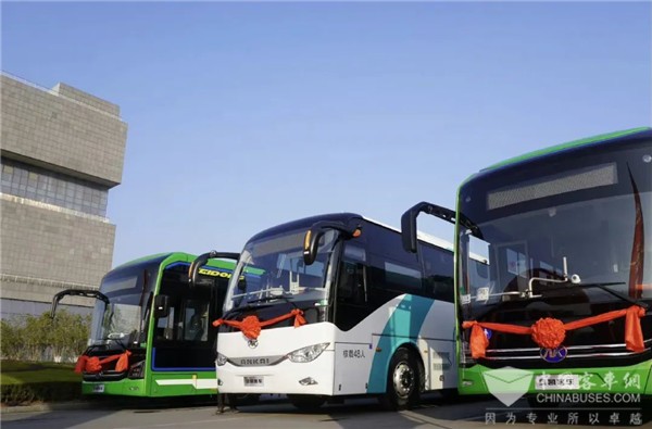 积极践行两会精神 安凯客车为“美好出行”提速