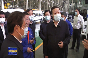 山东省委副书记周乃翔到中通客车调研，试乘智能驾驶新能源公交车