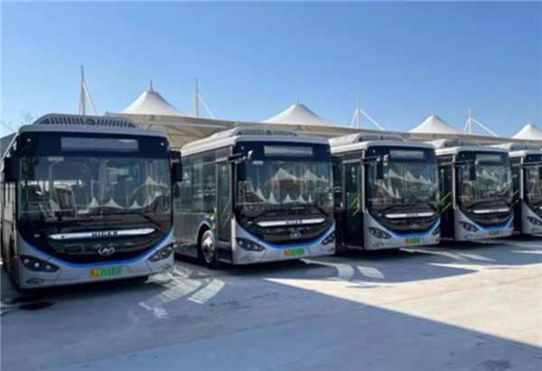 迎“高铁时代”! 苏州金龙助武穴市民高铁出行再升级