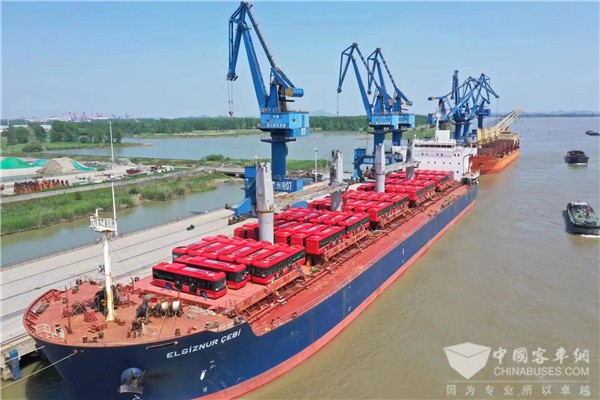 “一带一路”再添新绿! 苏州金龙首批超100台公交陆续交付巴基斯坦