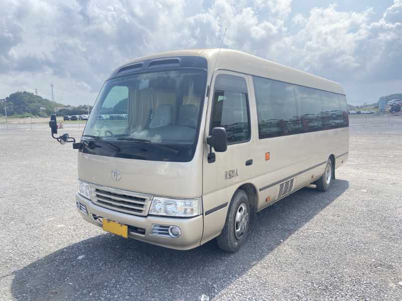 2012年7月 20座非营运原车封闭窗外摆门汽油考斯特