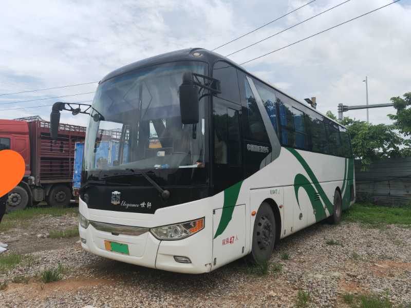 2015年6月 非营运绿牌牌国四47座油电混合中通