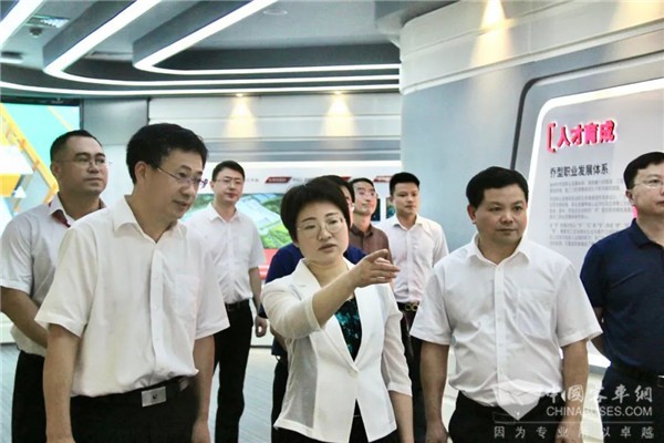 常德市委常委、常务副市长徐永健到常德中车“送政策、解难题、优服务”