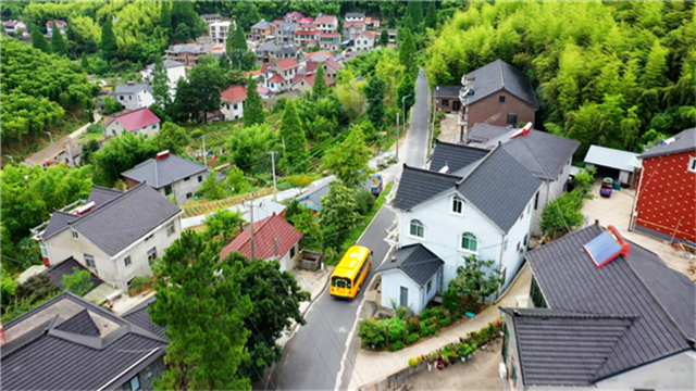 全国点赞的“德清模式”,为中国校车发展指明方向 全国点赞的“德清模式”,为中国校车发展指明方向