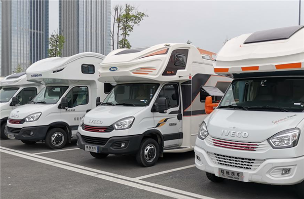 乘兴而来 满载而归！成都房车展南京依维柯现场成交超60台