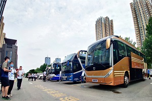 助企纾困&路径探索 从这场会议看旅游客运转型发展的“中通方案”
