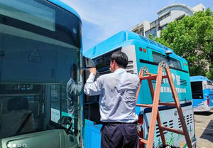 南京公交：【“炎”守】一组照片，致敬南京公交人的“炎”值担当