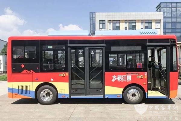 吉利星际客车 纯电动城市客车 C6E