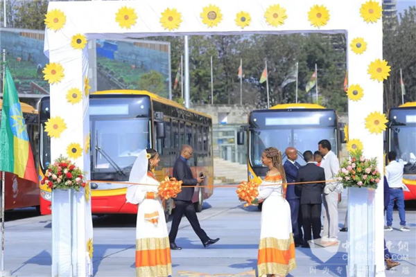 “出海”再现新突破，110台宇通客车交付埃塞俄比亚!