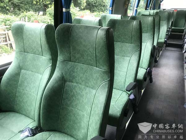 金旅新凯歌 新能源客车 都城汽车 班车通勤