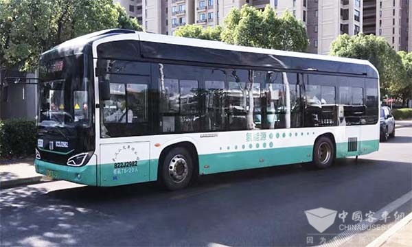 吉利星际 氢燃料电池 城市客车