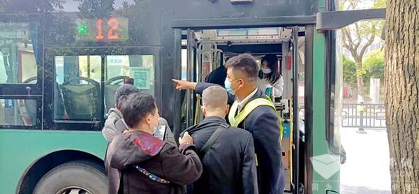 南昌公交 公交客运保障 以乘客为中心