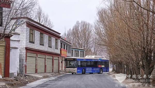 苏州金龙 海格新能源公交车 拉萨