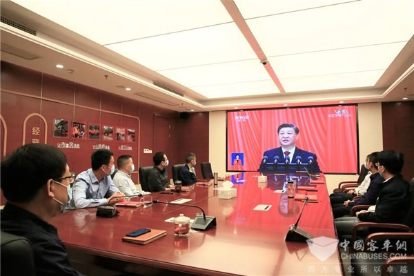 无锡公交：学习好、宣传好、贯彻好党的二十大精神
