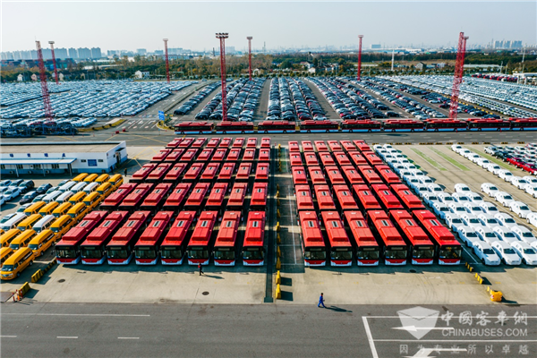 非凡十年，享誉全球! 宇通谱写中国客车“出海答卷”