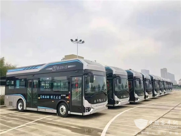 金龙客车：新能源新发展新里程，奏响低碳主旋“绿”