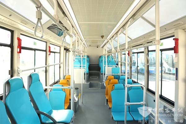 福田欧辉 混合动力城市客车 BJ6123 重庆公交