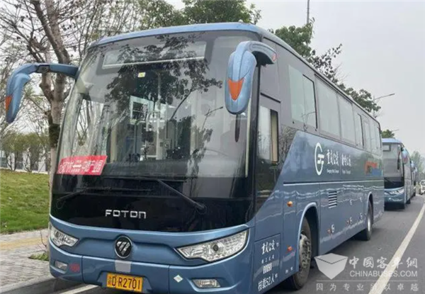 重庆：开通5条定制公交线路 企业员工上下班方便了！