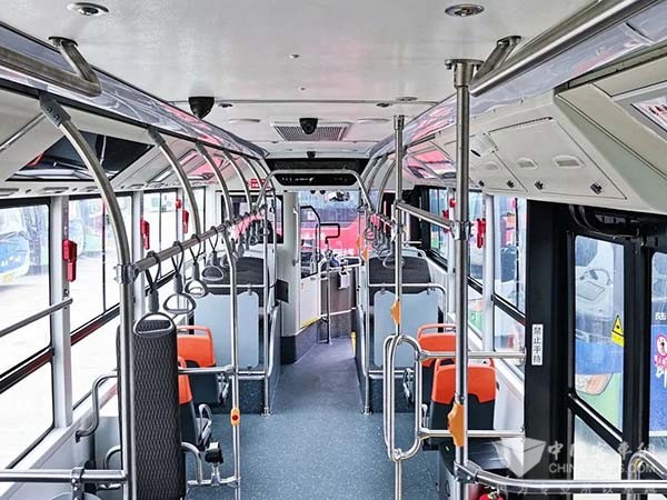 吉利星际客车 纯电动城市客车 C10E