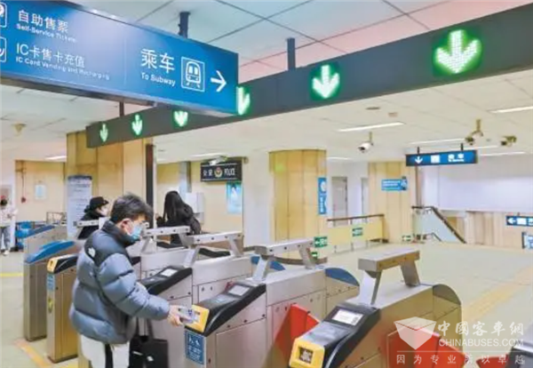 北京：12月5日起无48小时核酸也可乘坐公交地铁