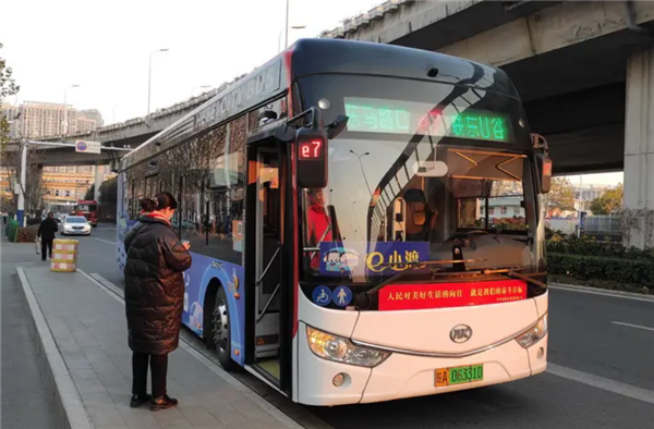 合肥：14条定制公交大学生专线 助高校学子寒假返家