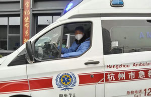 杭州公交：假日我在岗！杭州公交司机元旦坚守“医”线驰援120！