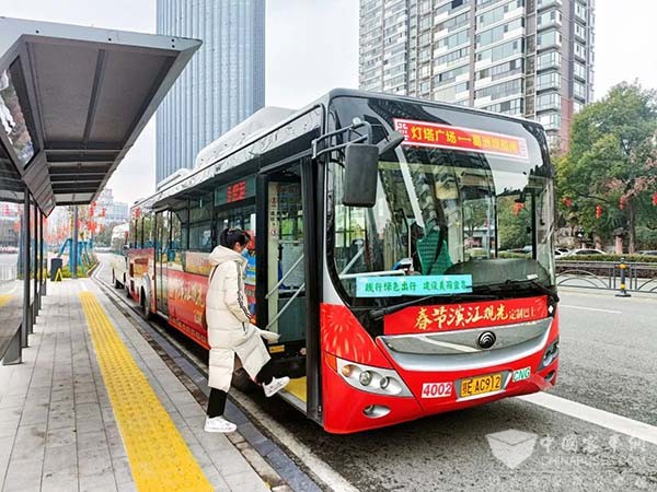 宜昌公交 春节 滨江观光 定制巴士