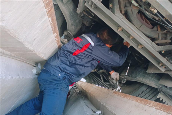 “满格”状态! 苏州金龙春运服务进行时