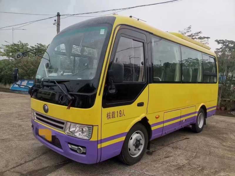 2021年1月 19座四轮碟刹封闭窗宇通6609中型车