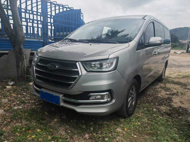 2020年8月 广州牌国六9座非营运汽油江淮M4