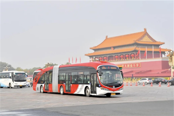 车辆风采丨格力钛启动春季车辆服务活动护航两会交通，守护民众绿色出行