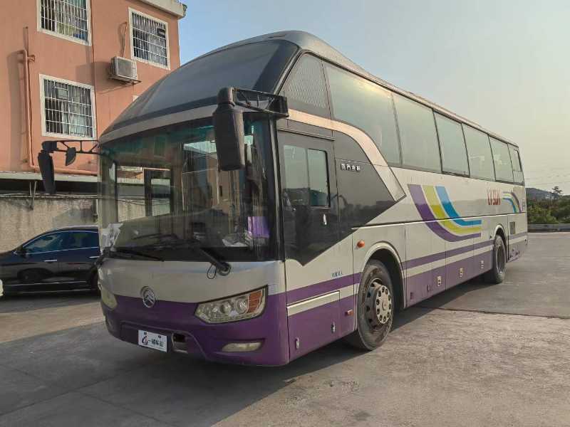 2014年9月 珠海牌51座国四非营运金旅6112客车